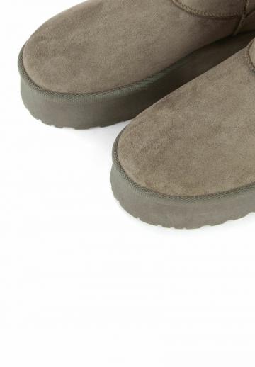 Зимние ботинки