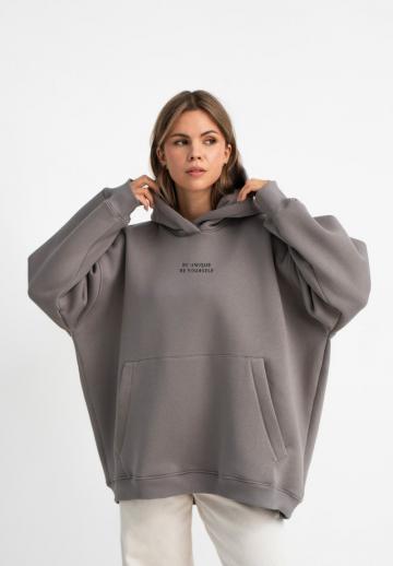 Пуловер с капюшоном