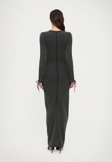 Длинное платье