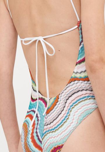 Слитный купальник