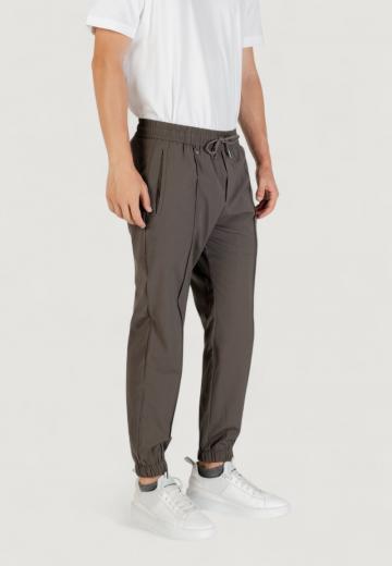 Спортивные штаны