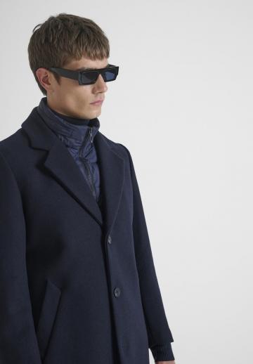 Шерстяное пальто