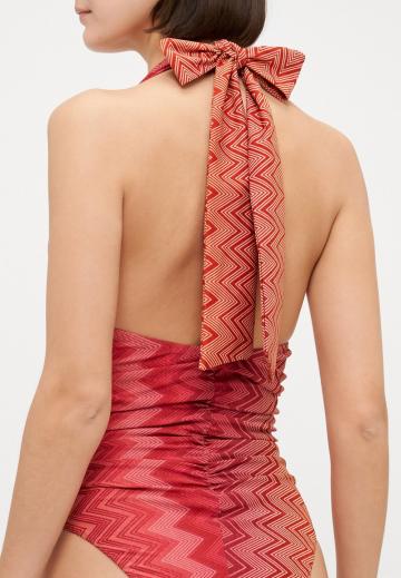 Слитный купальник