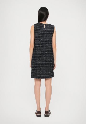 Короткое платье