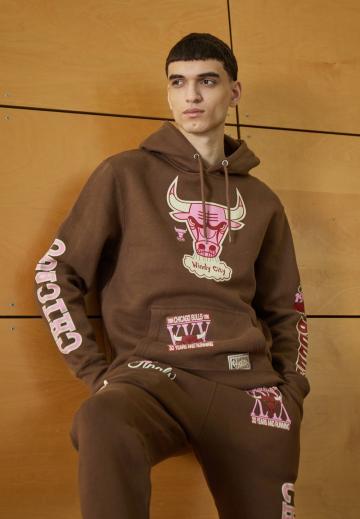 Спортивная кофта