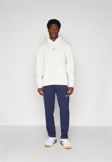 Спортивная кофта