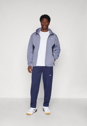 Спортивная кофта