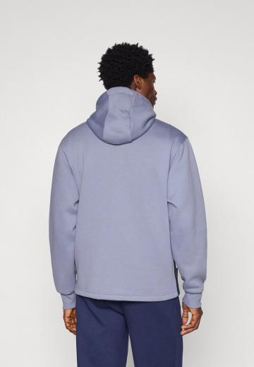 Спортивная кофта