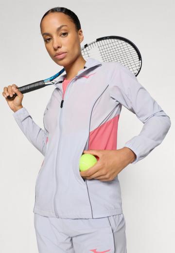 Спортивная куртка