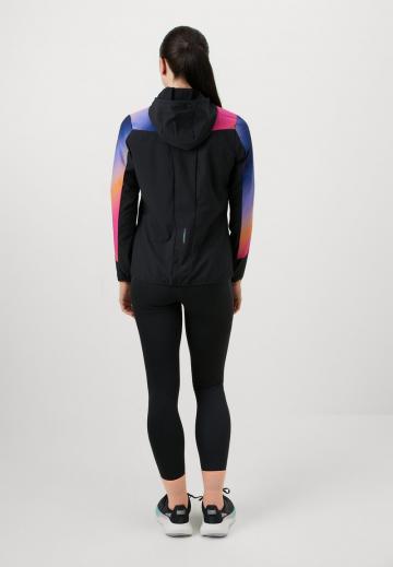 Спортивная куртка