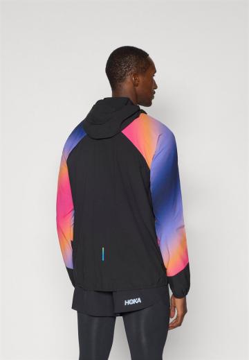 Спортивная куртка