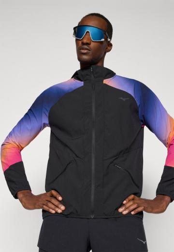 Спортивная куртка