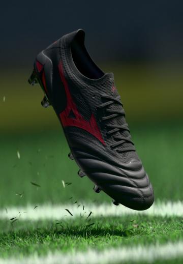 Футбольные бутсы