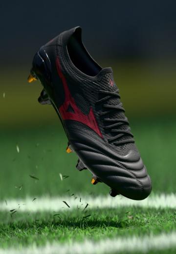 Футбольные бутсы