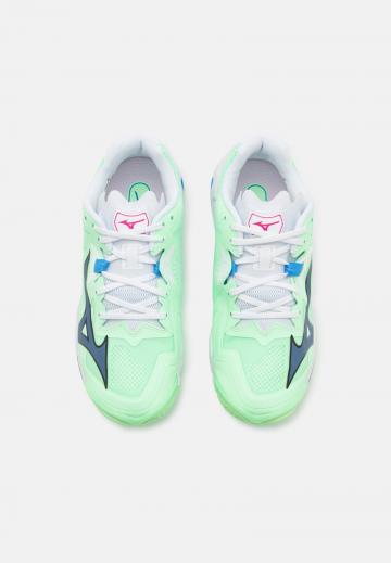 Кроссовки для зала