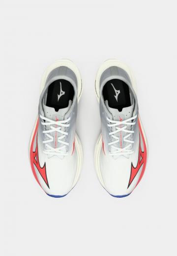 Беговые кроссовки