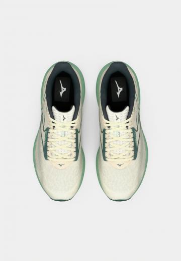 Беговые кроссовки