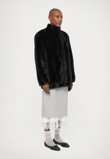 Короткое пальто