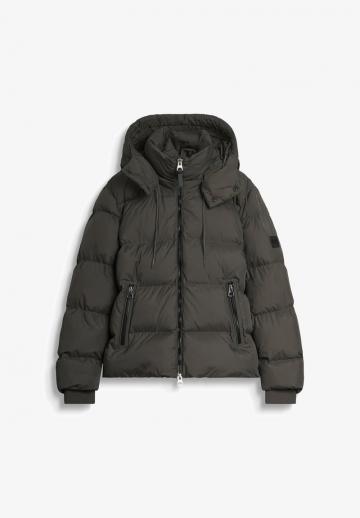 Зимняя куртка