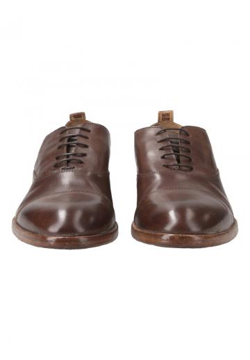 Ботинки на шнуровке