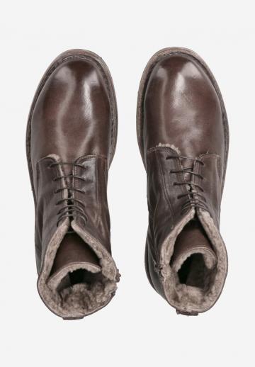 Зимние ботинки