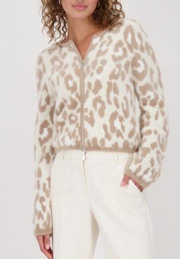 Вязаная кофта