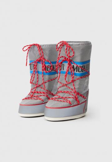 Зимние ботинки