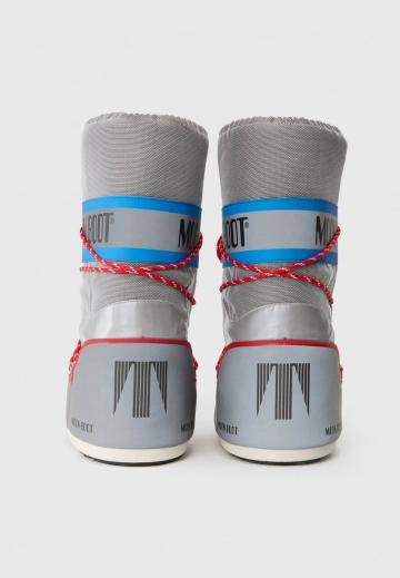 Зимние ботинки