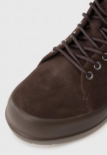 Ботинки на шнуровке