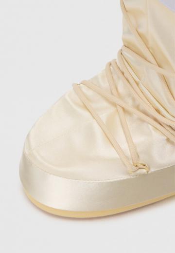 Зимние ботинки