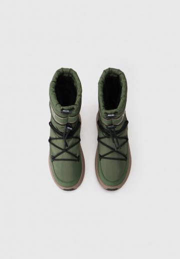 Зимние ботинки