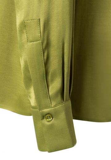 Атласная блузка