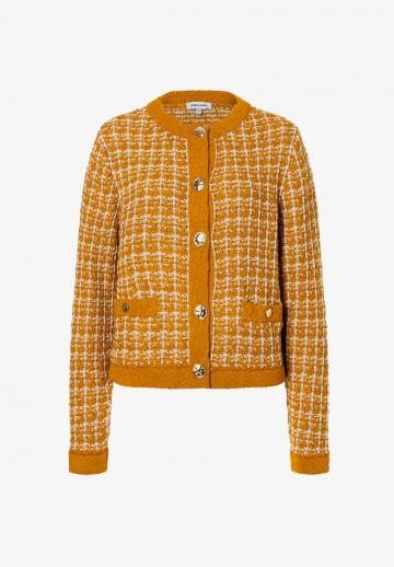 Вязаная кофта