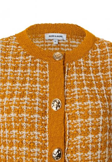 Вязаная кофта