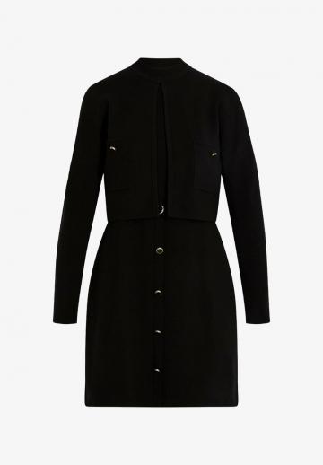 Вязаное платье