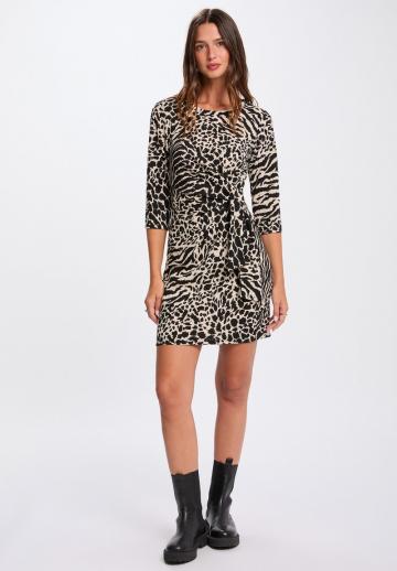 Платье футляр