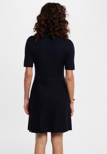 Короткое платье
