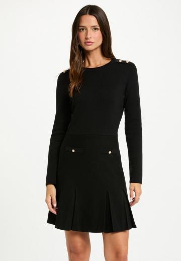 Вязаное платье