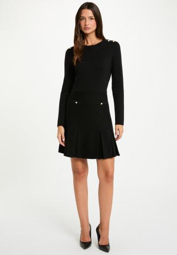 Вязаное платье