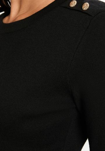 Вязаное платье