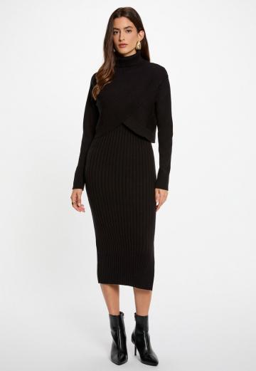 Платье футляр