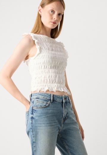 Прямые джинсы