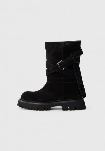 Ковбойские сапоги