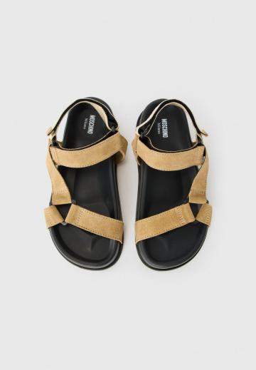 Босоножки на платформе