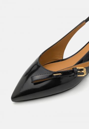 Гандбольные кроссовки