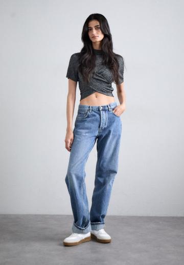 Гандбольные кроссовки