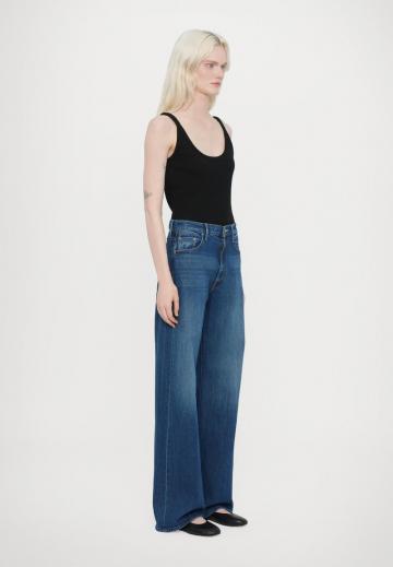 Джинсы бойфренда