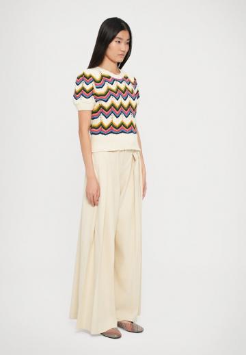 Пуловер с коротким рукавом