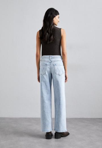 Джинсы бойфренда