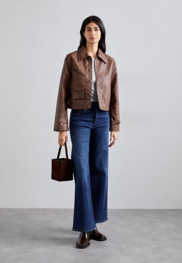 Джинсы бойфренда